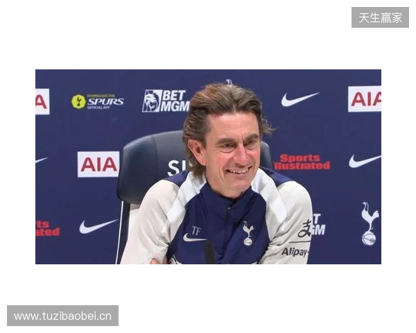 弗兰克：水晶宫体系和曼联相似？不同的球队不能拿来相提并论